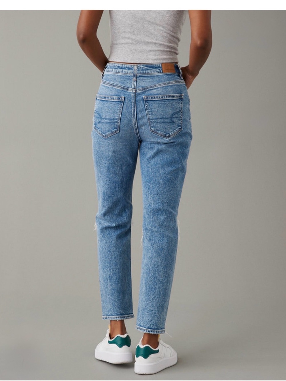 AE Strigid Mom Jean Light blue 10 Long